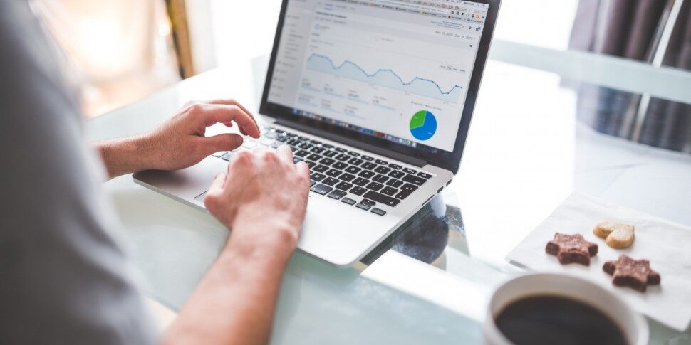 How-To-Choose-The-Right-Commercial-Finance-Broker-970×550